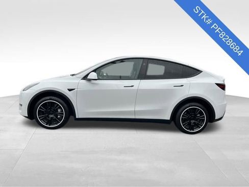 Used 2023 Tesla Model Y Long Range image 4