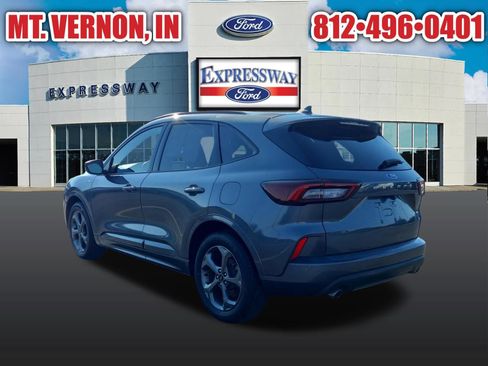 Used 2024 Ford Escape ST-Line w/ Cold Weather Package image 9