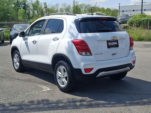 Used 2020 Chevrolet Trax LT w/ LT Convenience Package AWD/4WD image 7