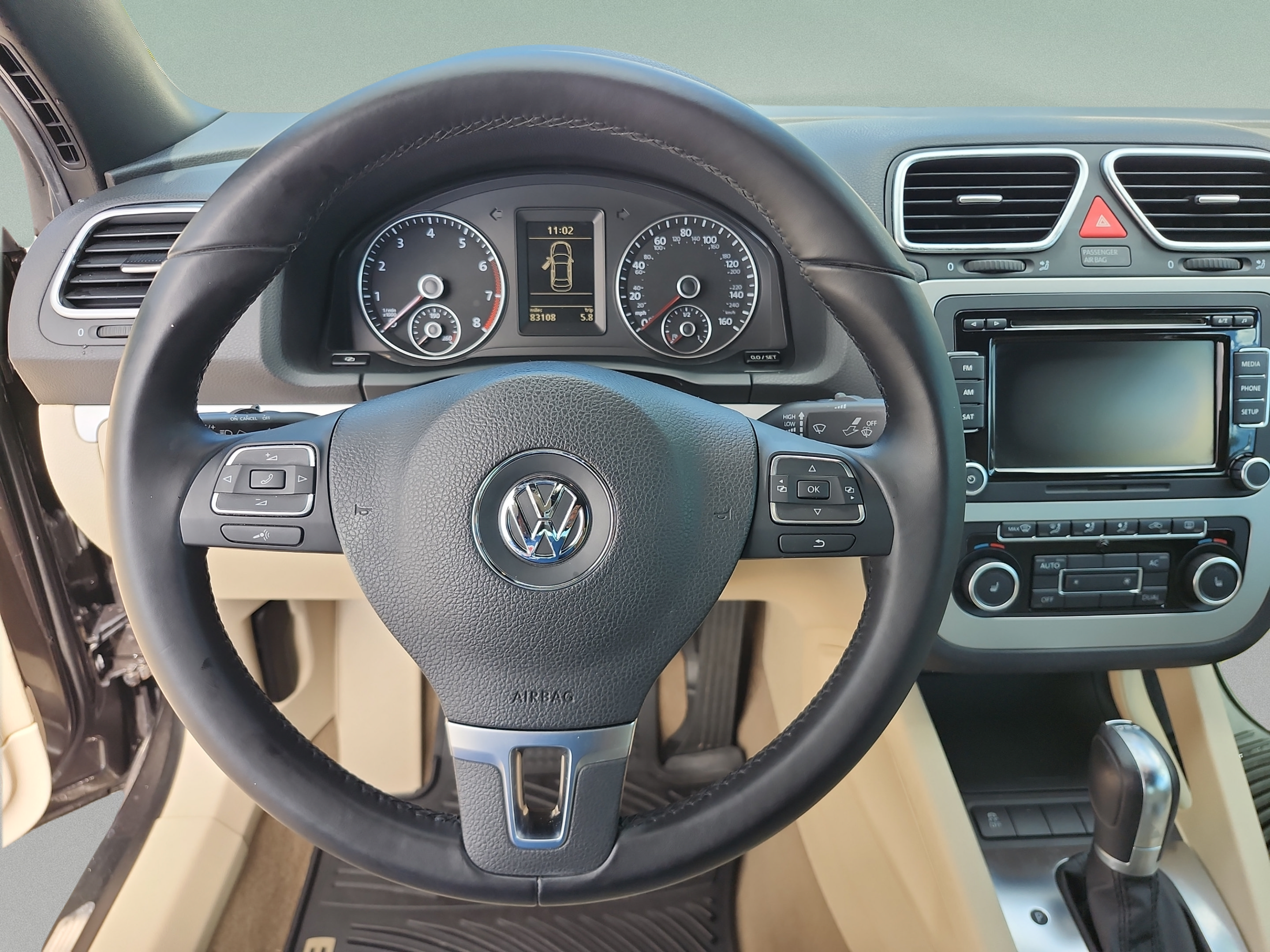 Used 2012 Volkswagen Eos Komfort FWD image 9