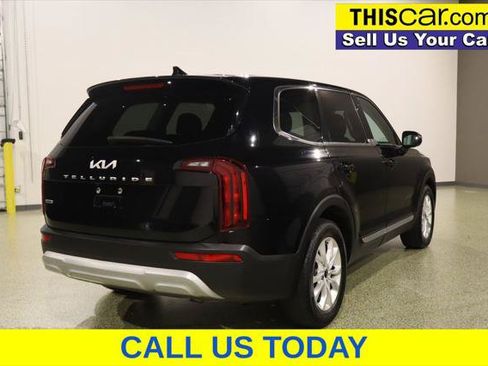 Used 2022 Kia Telluride LX AWD/4WD image 8