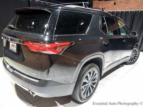 Used 2023 Chevrolet Traverse RS AWD/4WD image 11