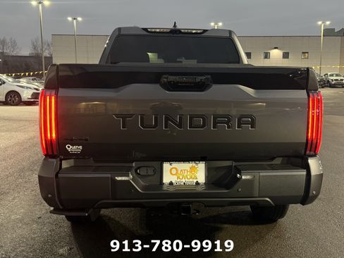 Used 2024 Toyota Tundra Platinum image 4