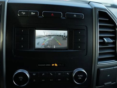 Used 2018 Ford Expedition XLT w/ Equipment Group 201A image 21