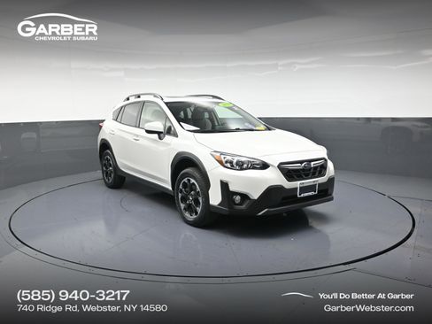 Used 2023 Subaru Crosstrek 2.0i Premium image 1