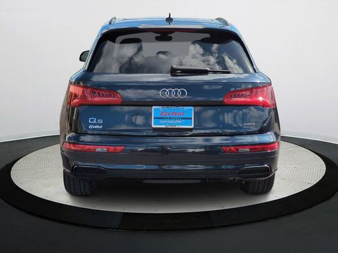 Used 2020 Audi Q5 2.0T Titanium Premium Plus w/ Premium Plus Package image 5