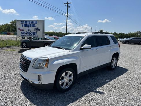 Used 2017 GMC Terrain SLE w/ Convenience Package image 1
