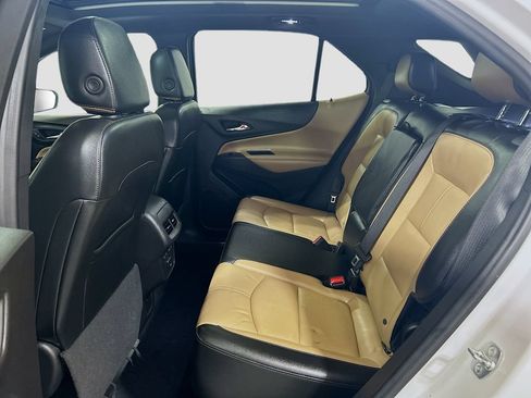 Used 2024 Chevrolet Equinox Premier FWD image 22