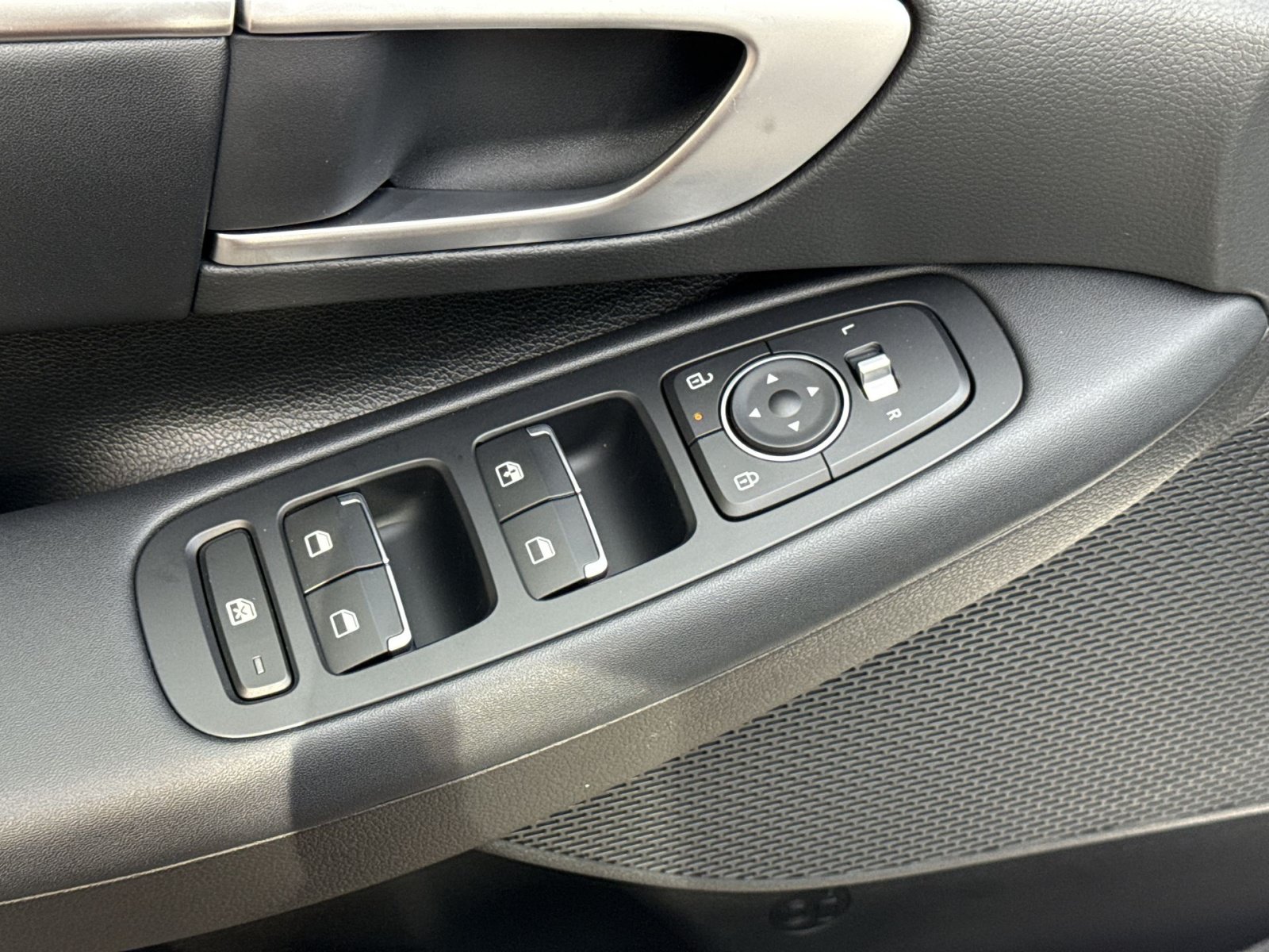 New 2026 Hyundai Sonata Blue FWD image 15