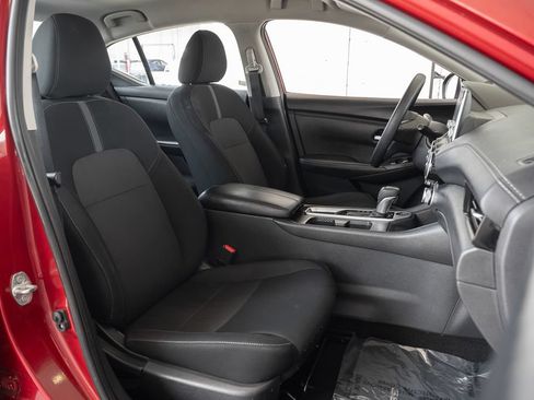 Used 2024 Nissan Sentra SV FWD image 39