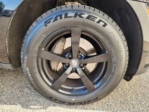 Used 2019 Porsche Macan AWD/4WD image 19