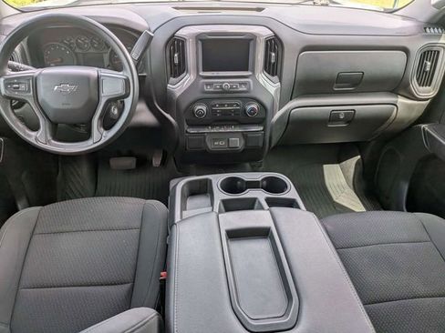 Used 2021 Chevrolet Silverado 1500 Custom Trail Boss AWD/4WD image 13
