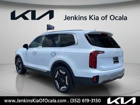 Certified 2023 Kia Telluride S AWD/4WD image 5