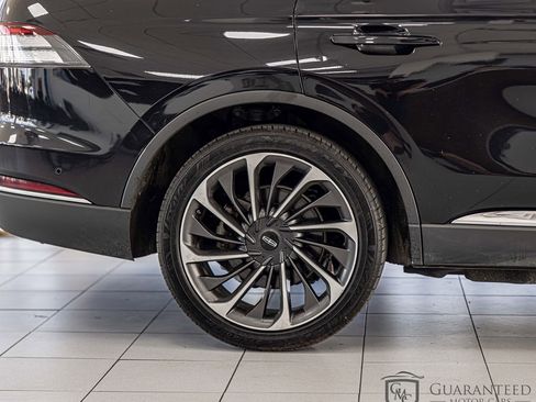 Used 2020 Lincoln Aviator Reserve w/ Equipment Group 202A AWD/4WD image 11