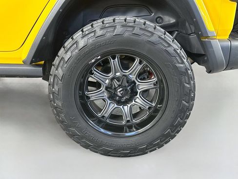 Used 2020 Jeep Wrangler Unlimited Rubicon AWD/4WD image 33
