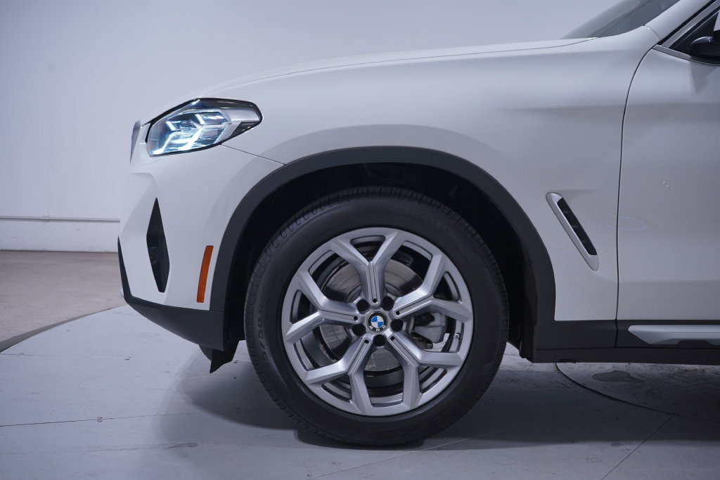 Used 2023 BMW X3 sDrive30i w/ Convenience Package RWD image 2