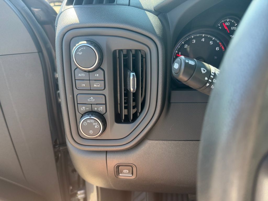 Used 2023 Chevrolet Silverado 1500 Custom AWD/4WD image 30