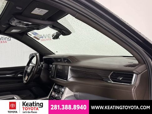 Used 2022 GMC Yukon Denali w/ Denali Premium Package AWD/4WD image 22