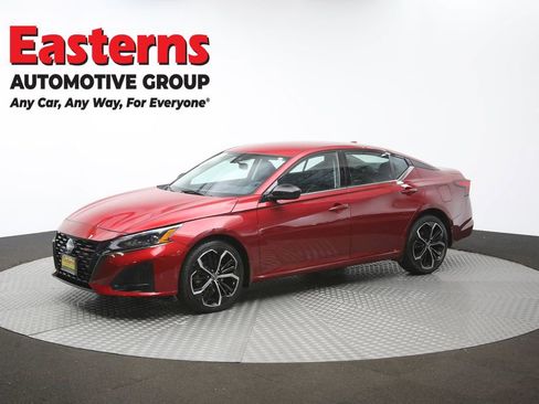 Used 2023 Nissan Altima 2.5 SR AWD/4WD image 55