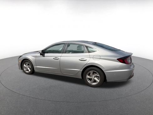 Used 2023 Hyundai Sonata SE FWD image 10