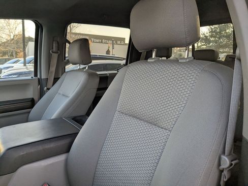 Used 2015 Ford F150 XLT w/ Equipment Group 302A Luxury image 11