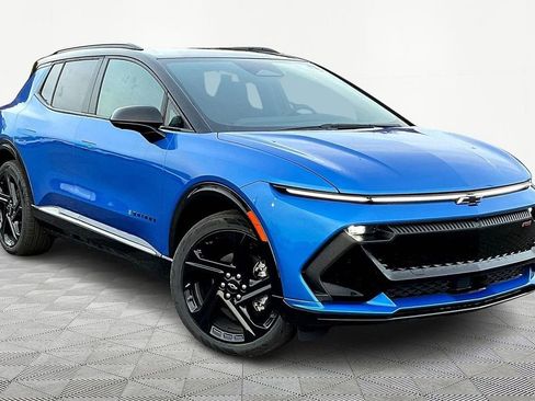 New 2026 Chevrolet Equinox EV RS image 2