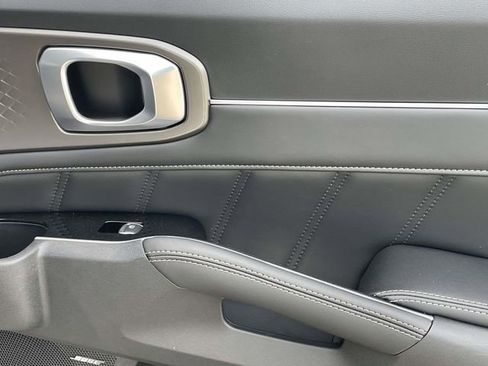 New 2026 Kia Sorento SX FWD image 16