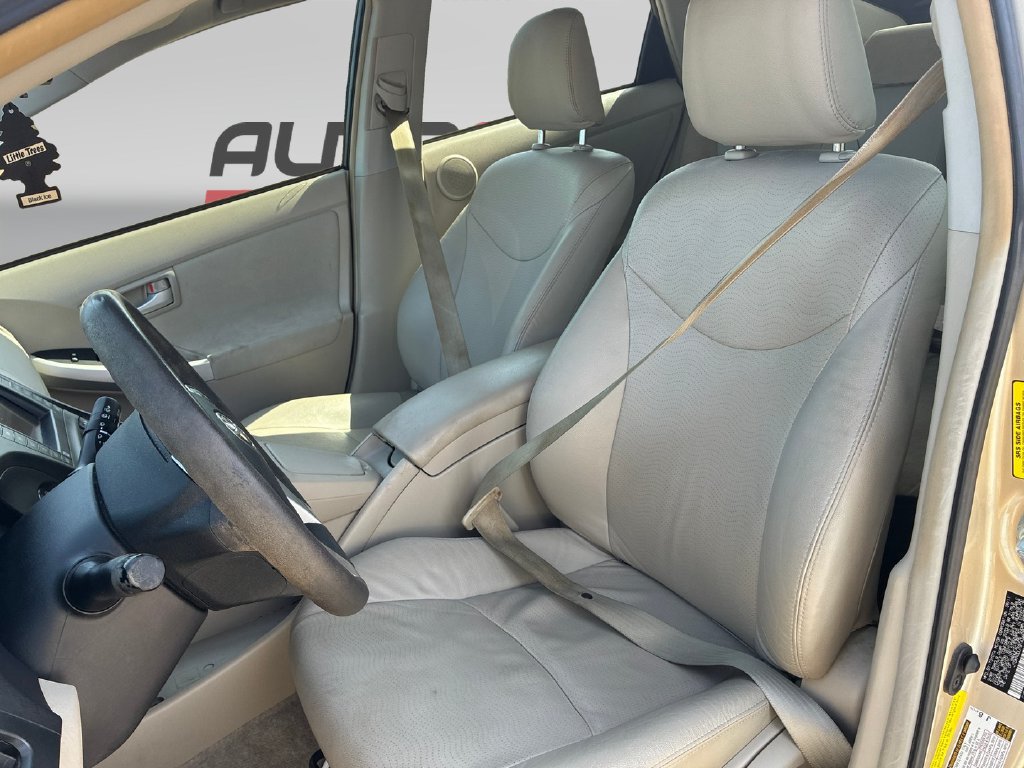 Used 2011 Toyota Prius Three w/ Solar Roof Pkg FWD image 11