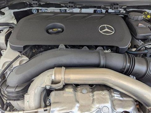 New 2025 Mercedes-Benz GLA 250 GLA 250 image 17