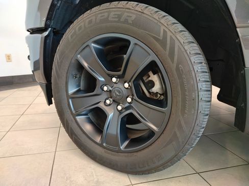 Used 2022 RAM 1500 Big Horn AWD/4WD image 9