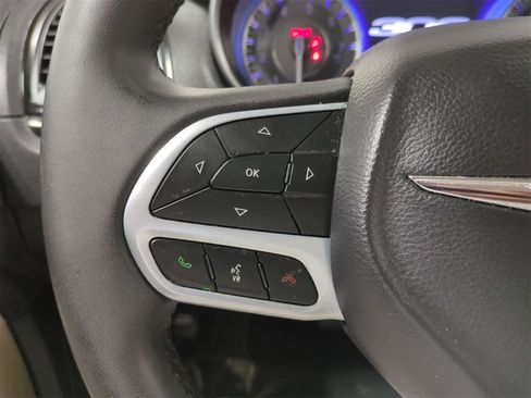 Certified 2023 Chrysler 300 Touring image 24