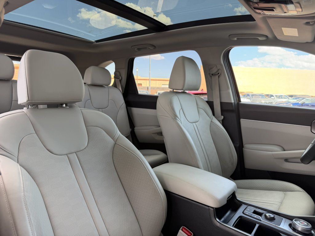 Used 2025 Kia Sorento EX w/ EX Panoramic Sunroof Package AWD/4WD image 40