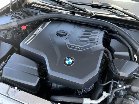 Used 2024 BMW 330i Sedan w/ Premium Package RWD image 31
