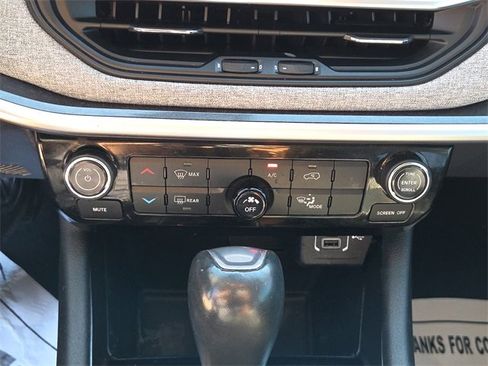 Used 2022 Jeep Compass Latitude image 21