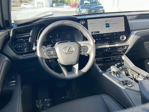 Certified 2025 Lexus TX 350 AWD w/ Technology Package image 18