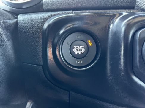 Used 2021 Jeep Wrangler Unlimited Sahara image 14