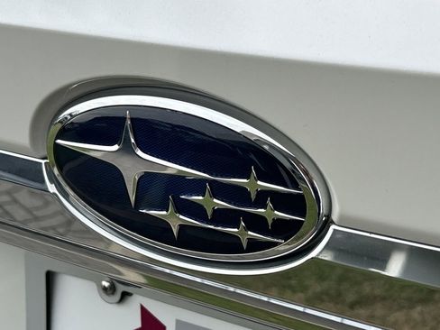 Certified 2025 Subaru Ascent Premium w/ Premium Package image 10