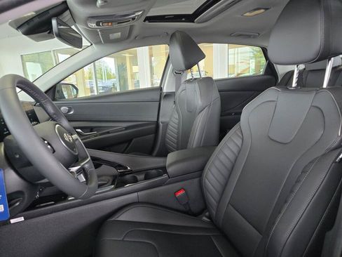 New 2026 Hyundai Elantra Limited FWD image 16