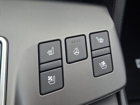Certified 2026 Kia Sportage SX FWD image 31