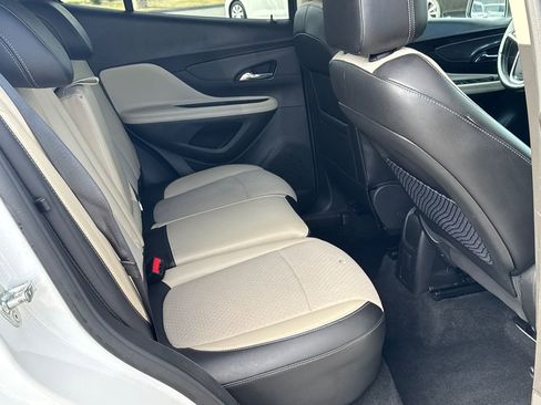 Used 2020 Buick Encore Preferred image 15