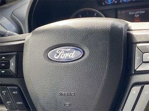 Used 2022 Ford F250 XLT w/ FX4 Off-Road Package image 15