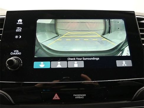 Certified 2022 Honda Pilot Special Edition image 3