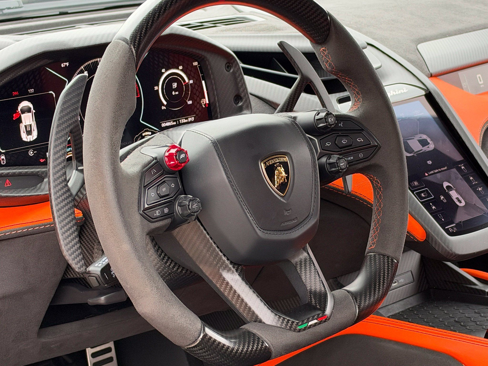Used 2024 Lamborghini Revuelto AWD/4WD image 28