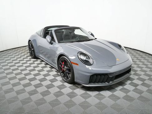 Certified 2026 Porsche 911 Targa 4 GTS AWD/4WD image 13