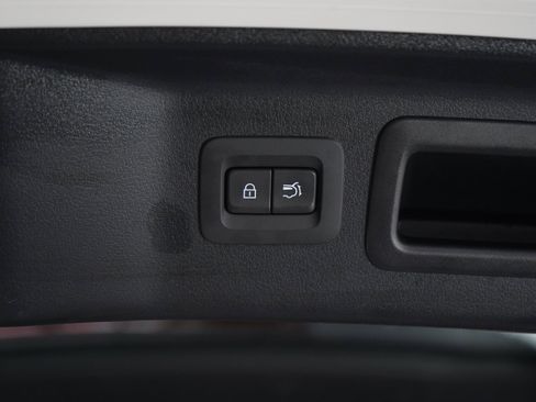Certified 2024 MAZDA CX-90 Plug-In Hybrid w/ Preferred AWD/4WD image 18