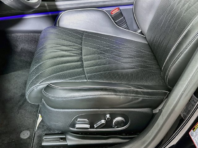 Used 2023 Genesis G90 3.5T AWD/4WD image 25