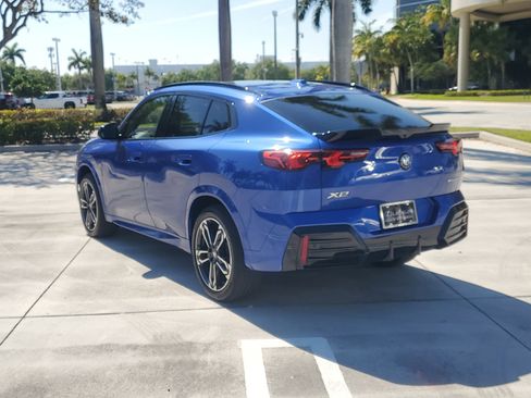 Used 2025 BMW X2 xDrive28i w/ Premium Package image 8
