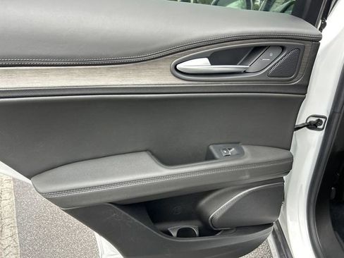 Used 2023 Alfa Romeo Stelvio Ti image 16
