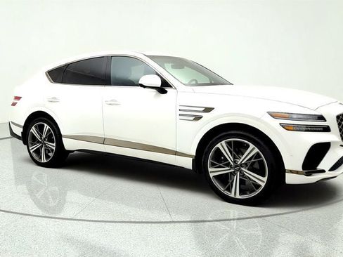 Used 2025 Genesis GV80 3.5T e-SC AWD/4WD image 3