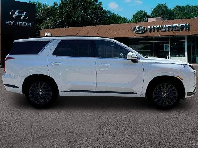 Used 2025 Hyundai Palisade Calligraphy AWD/4WD image 9